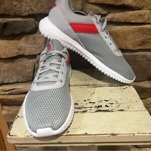 Reebok Flexagon Sneakers in Gray and Red women’s size‎ 8 1/2